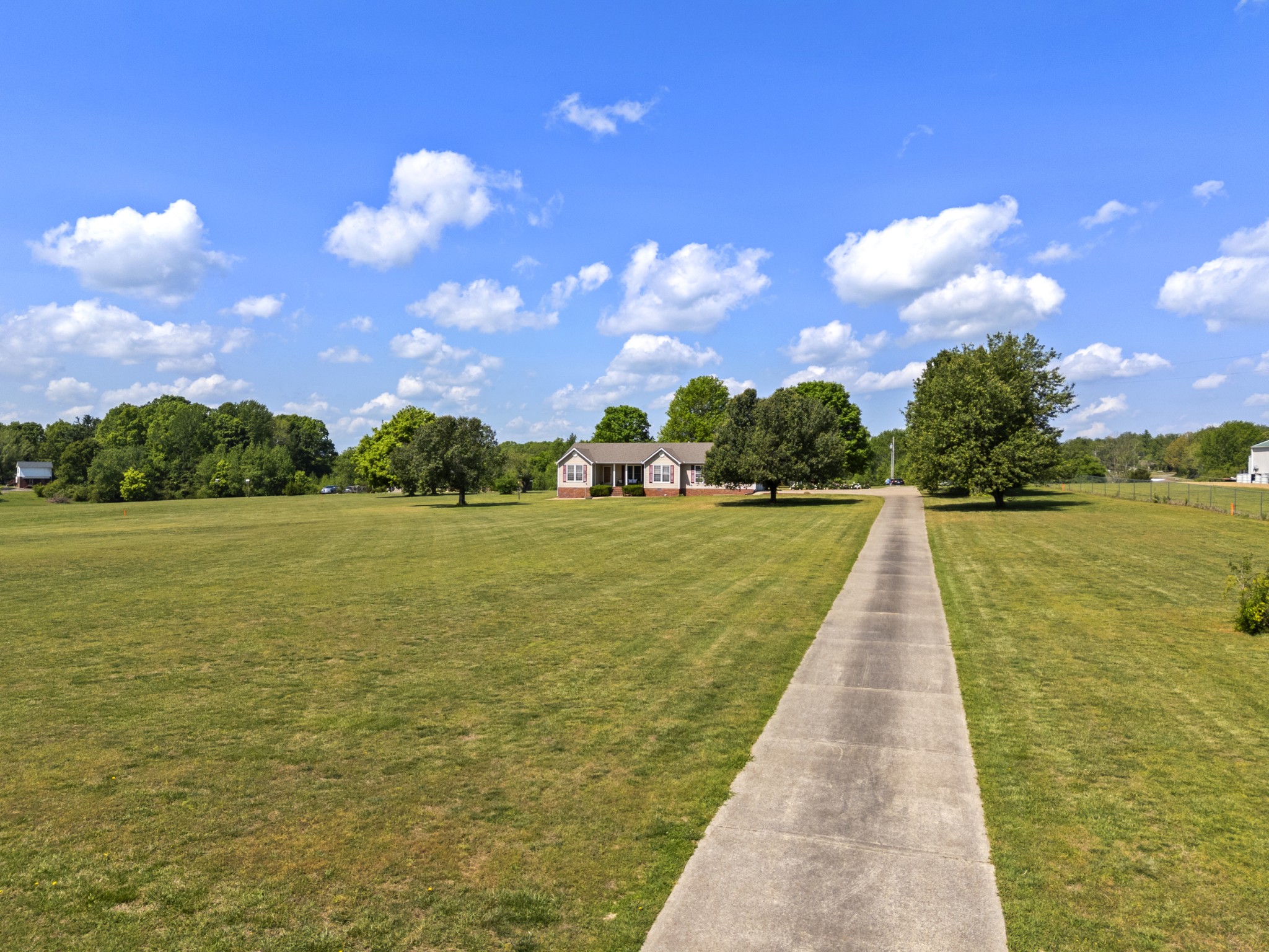 1010 State Highway 48 Dickson, TN 37055 - Photo 5 of 59