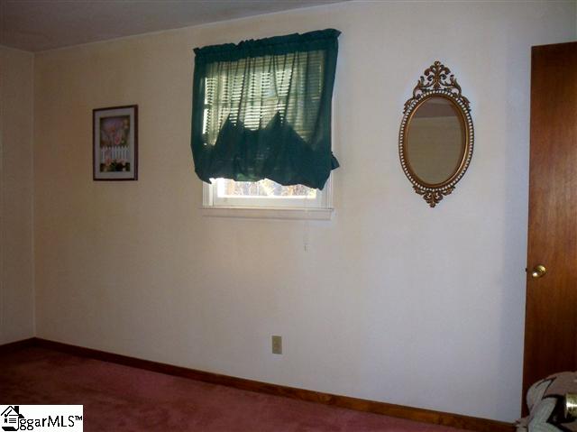 33 State Rd S-23-802 Greenville, SC 29611 - Photo 10 of 18 Gallery Image 10
