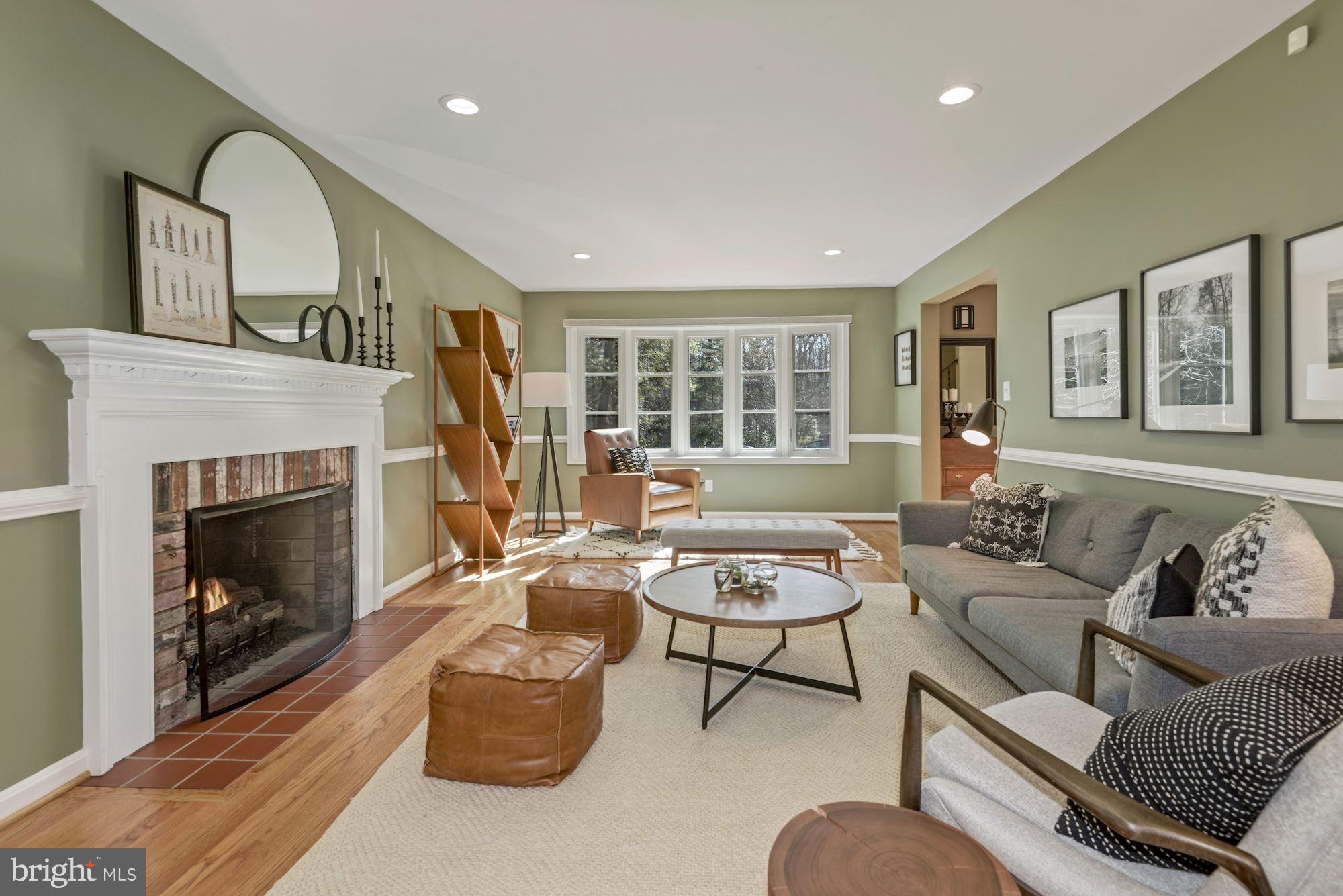 12024 Canter Lane Reston, VA 20191 - Photo 5 of 47