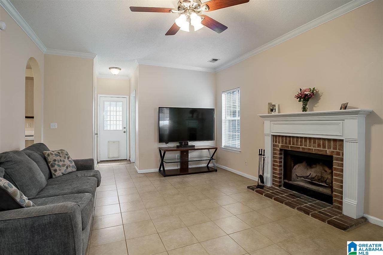 101 Brook Circle Pelham, AL 35124 - Photo 3 of 23