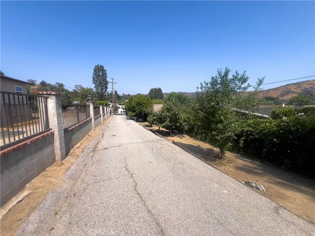 $1,949,000 | 9909 Helen Avenue, Sunland, CA 91040