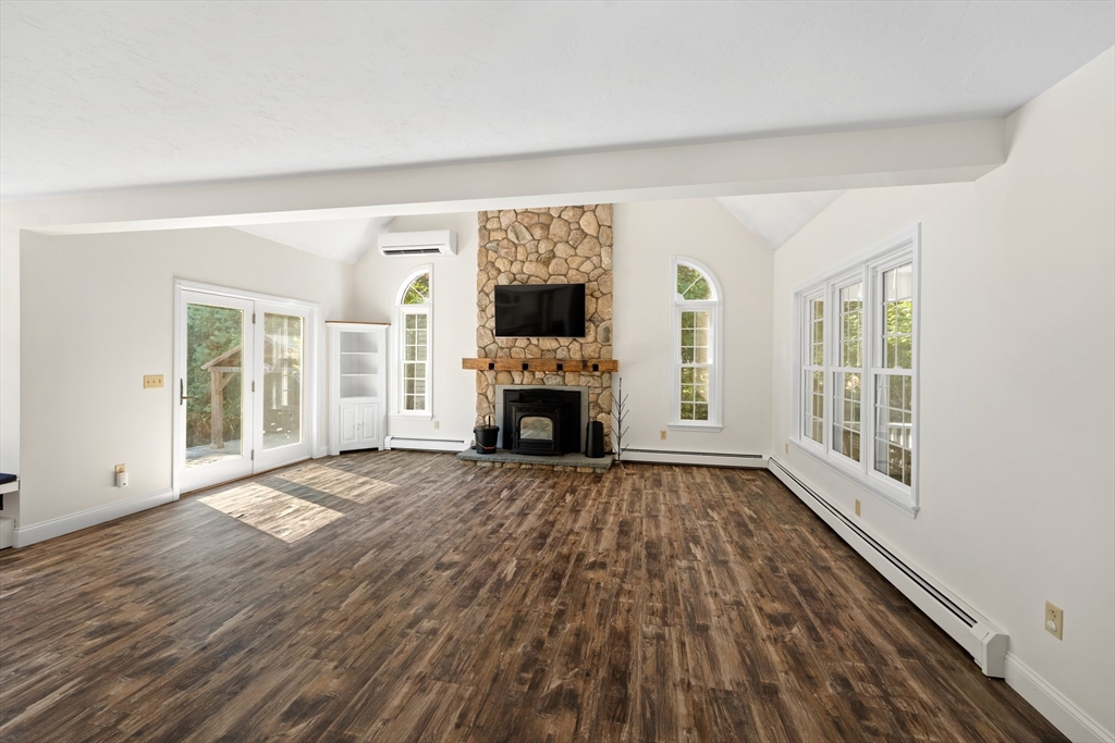 111 Kempton Road Millville, MA 01529 - Photo 8 of 41 Gallery Image 8