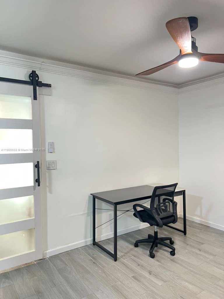 1430 Northeast 149th Street Miami, FL 33161 - Photo 24 of 51 a view of a workspace