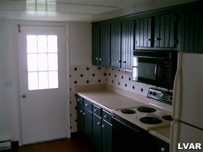 608 Ridge Street Emmaus, PA 18049 - Photo 4 of 6 Gallery Image 4