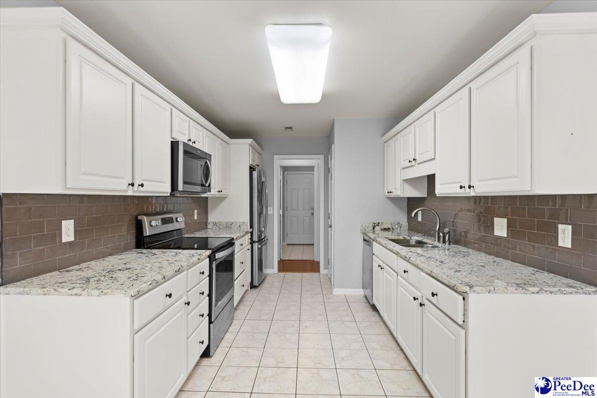 2264 Inverness Drive Florence, SC 29505 - Photo 17 of 43 Gallery Image 17