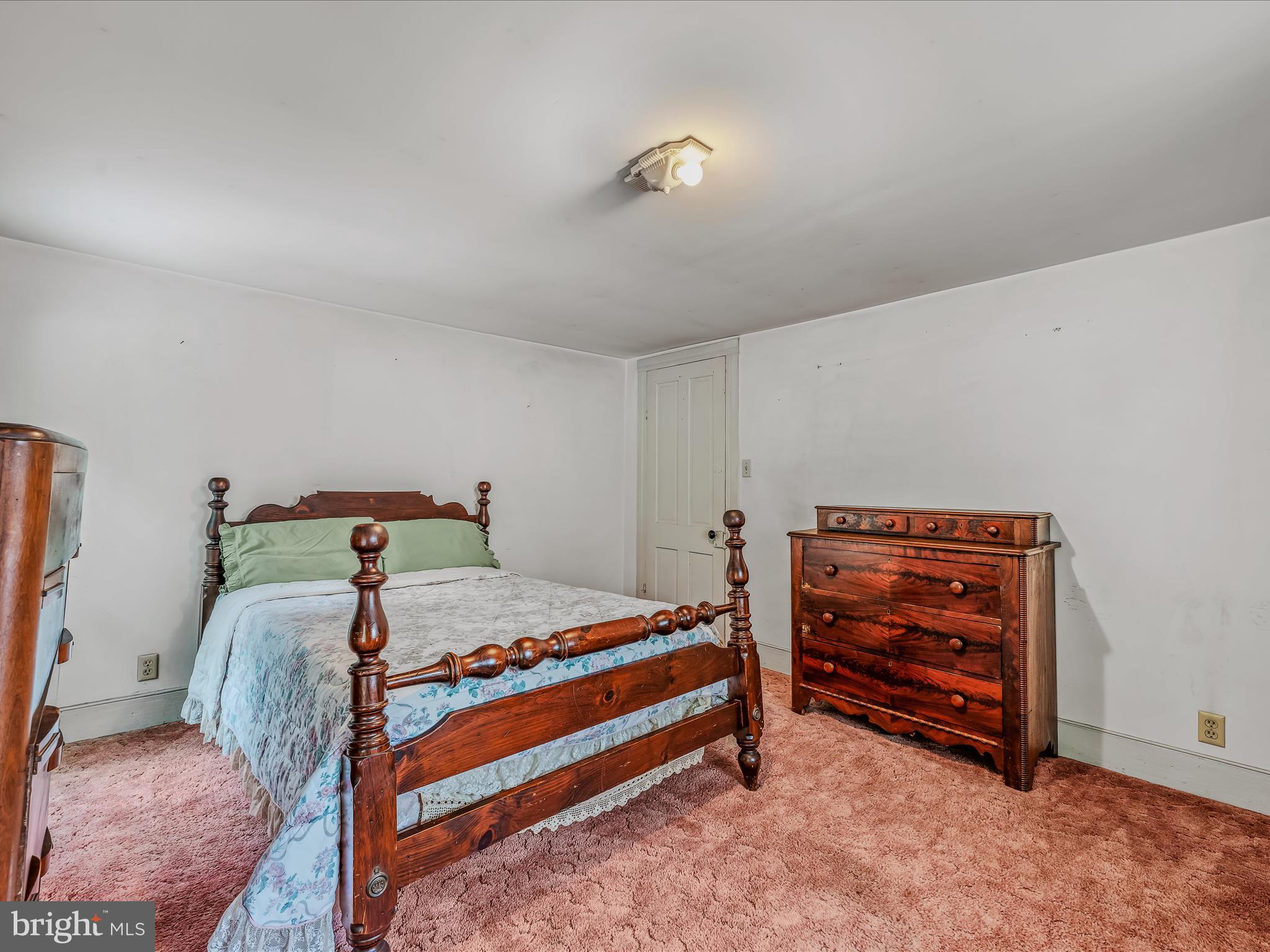 137 Hageman Street Berkeley Springs, WV 25411 - Photo 18 of 25 Primary Bedroom