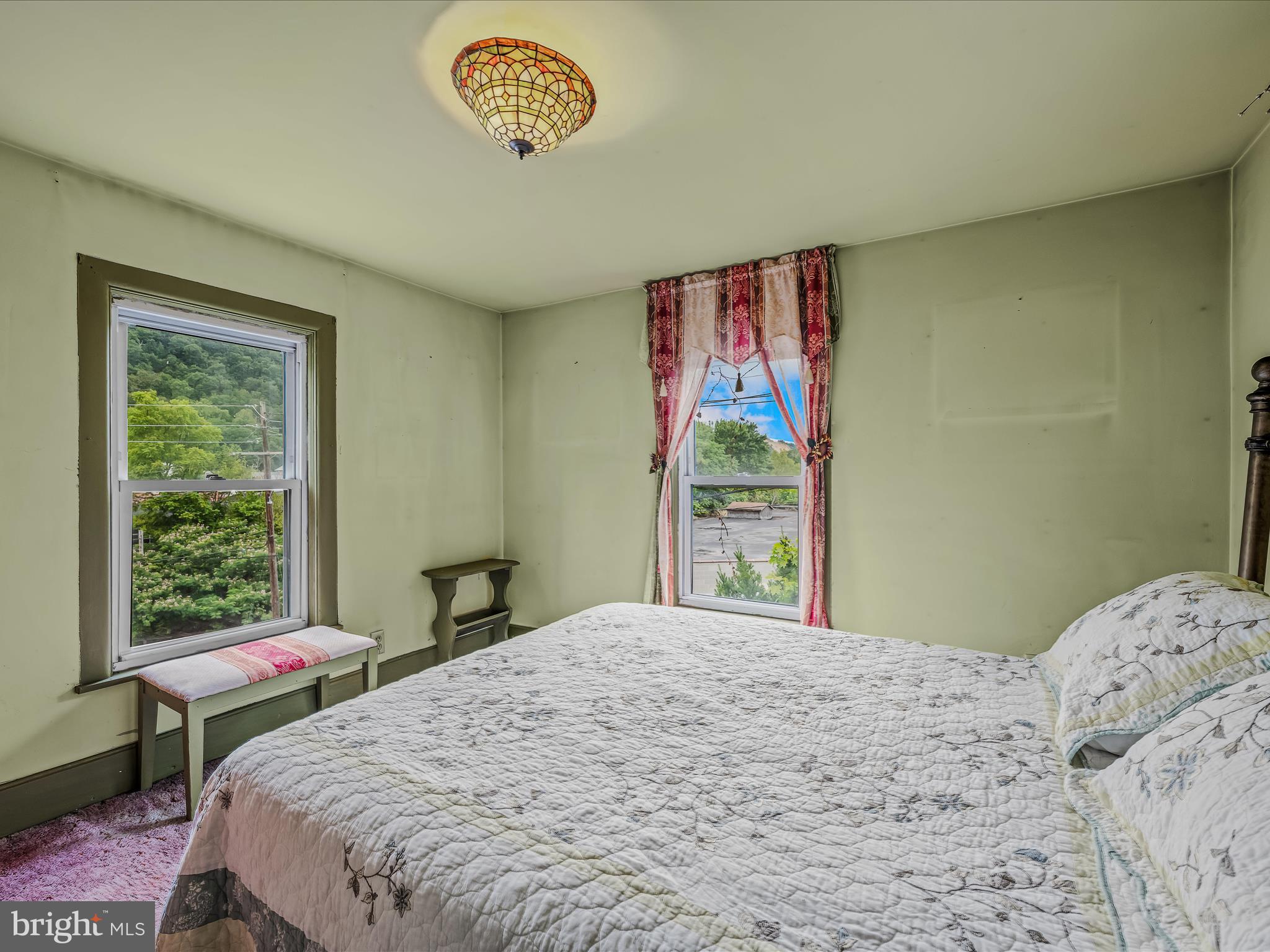 137 Hageman Street Berkeley Springs, WV 25411 - Photo 22 of 25 Bedroom 3