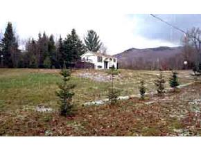 568 N Road Jefferson, NH 03583 - Photo 2 of 4