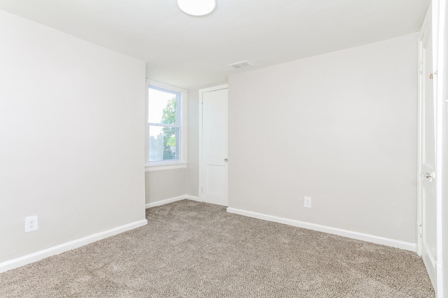 106 Ridgeway Road Cincinnati, OH 45216 - Photo 10 of 20 Gallery Image 10