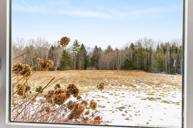 $420,000 | 101 Morang Cove Road, Nobleboro, ME 04555