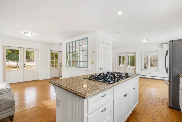 $420,000 | 101 Morang Cove Road, Nobleboro, ME 04555