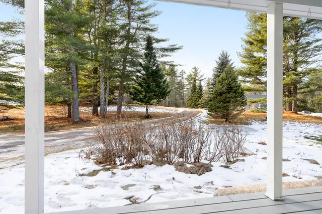 $420,000 | 101 Morang Cove Road, Nobleboro, ME 04555