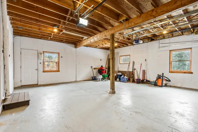 $420,000 | 101 Morang Cove Road, Nobleboro, ME 04555