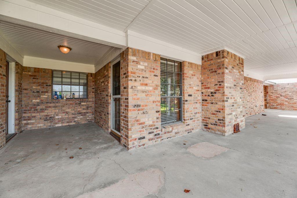 10594 Sam Reynolds Road Justin, TX 76247 - Photo 26 of 37 Gallery Image 26