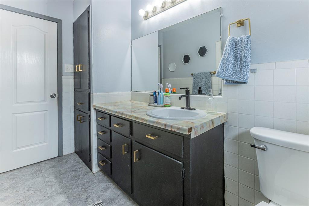 314 South Rita Street Lacy-Lakeview, TX 76705 - Photo 14 of 19