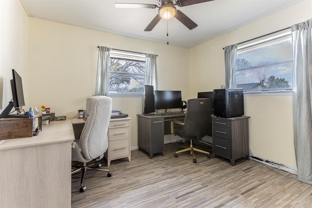 314 South Rita Street Lacy-Lakeview, TX 76705 - Photo 17 of 19