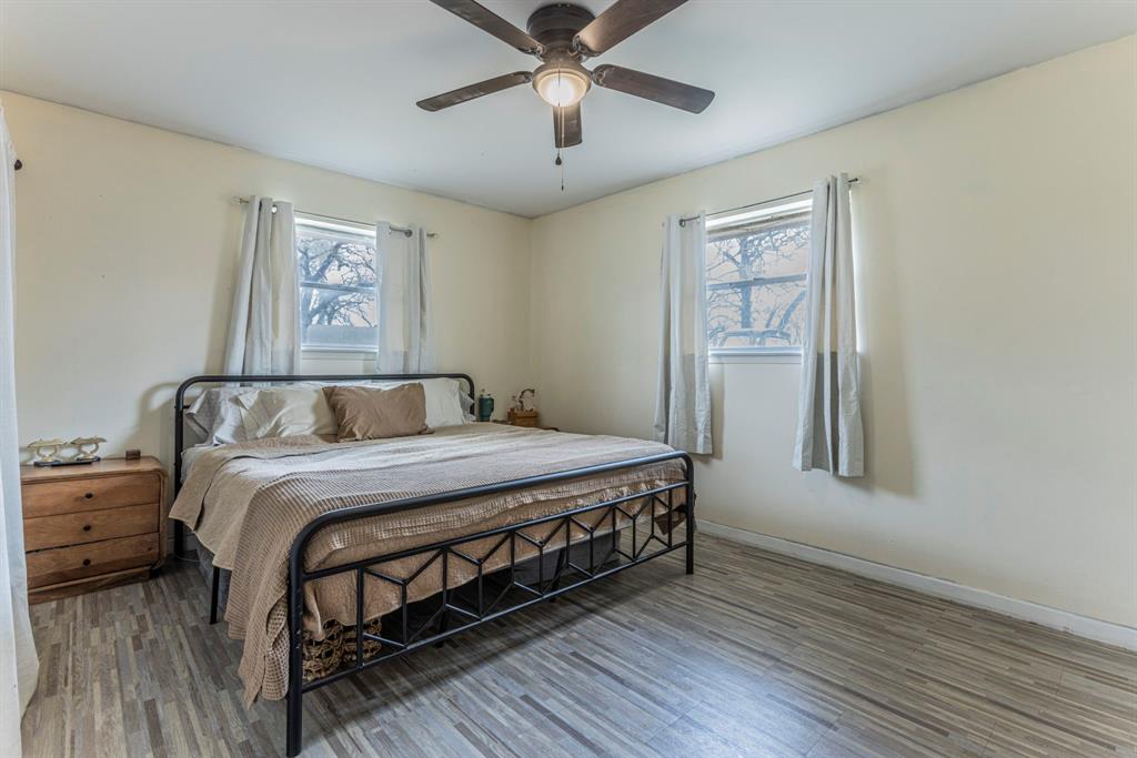 314 South Rita Street Lacy-Lakeview, TX 76705 - Photo 8 of 19