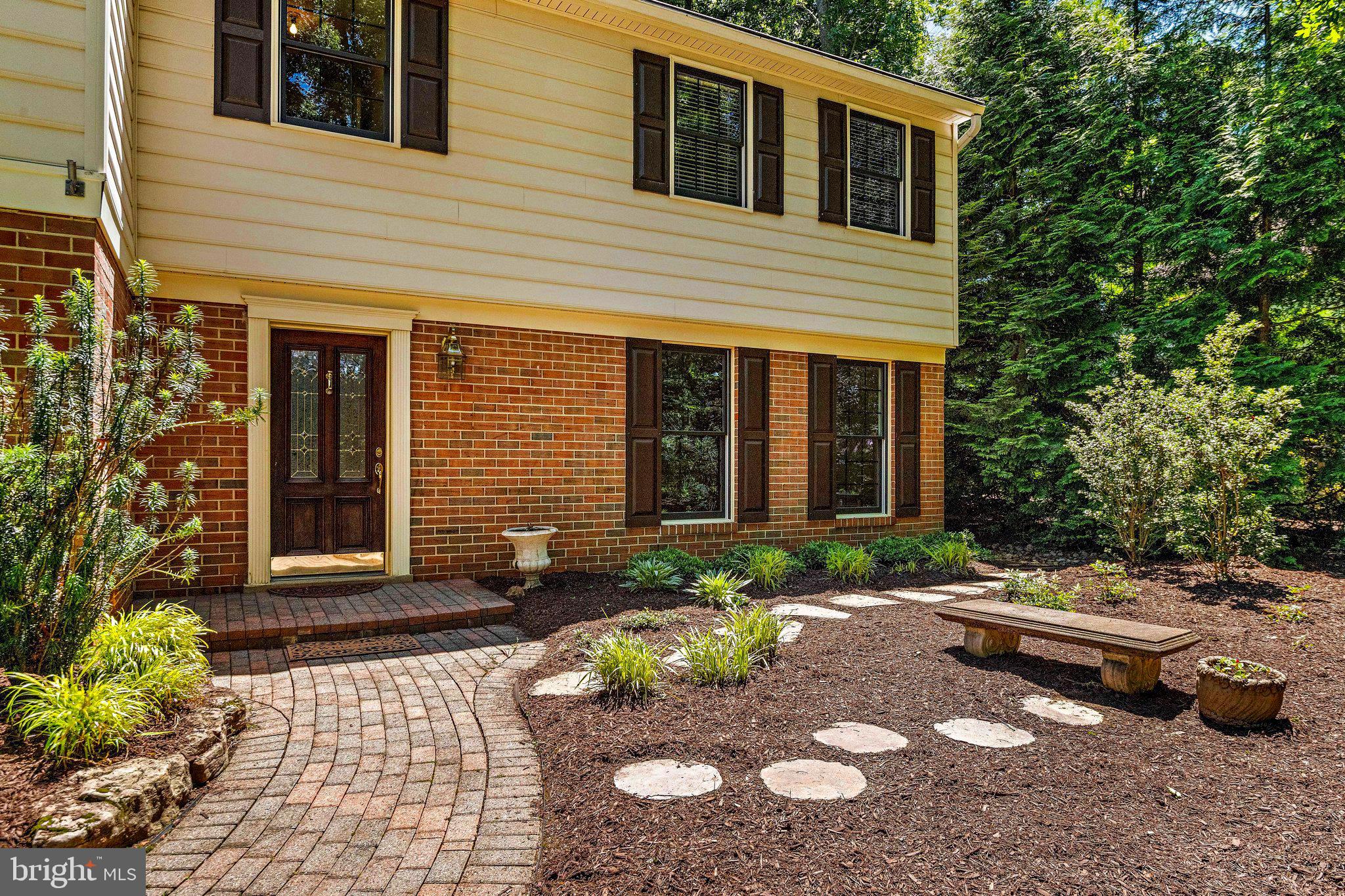 11311 Handlebar Road Reston, VA 20191 - Photo 6 of 78 Paved Walk