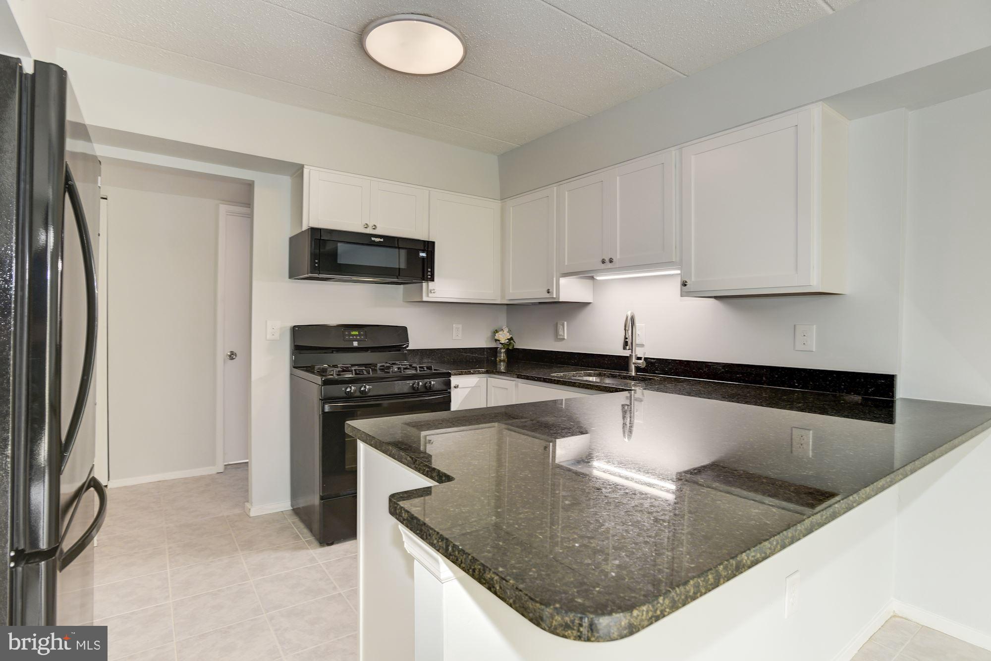 5687 Harpers Farm Road, Unit B Columbia, MD 21044 - Photo 2 of 25 Kitchen