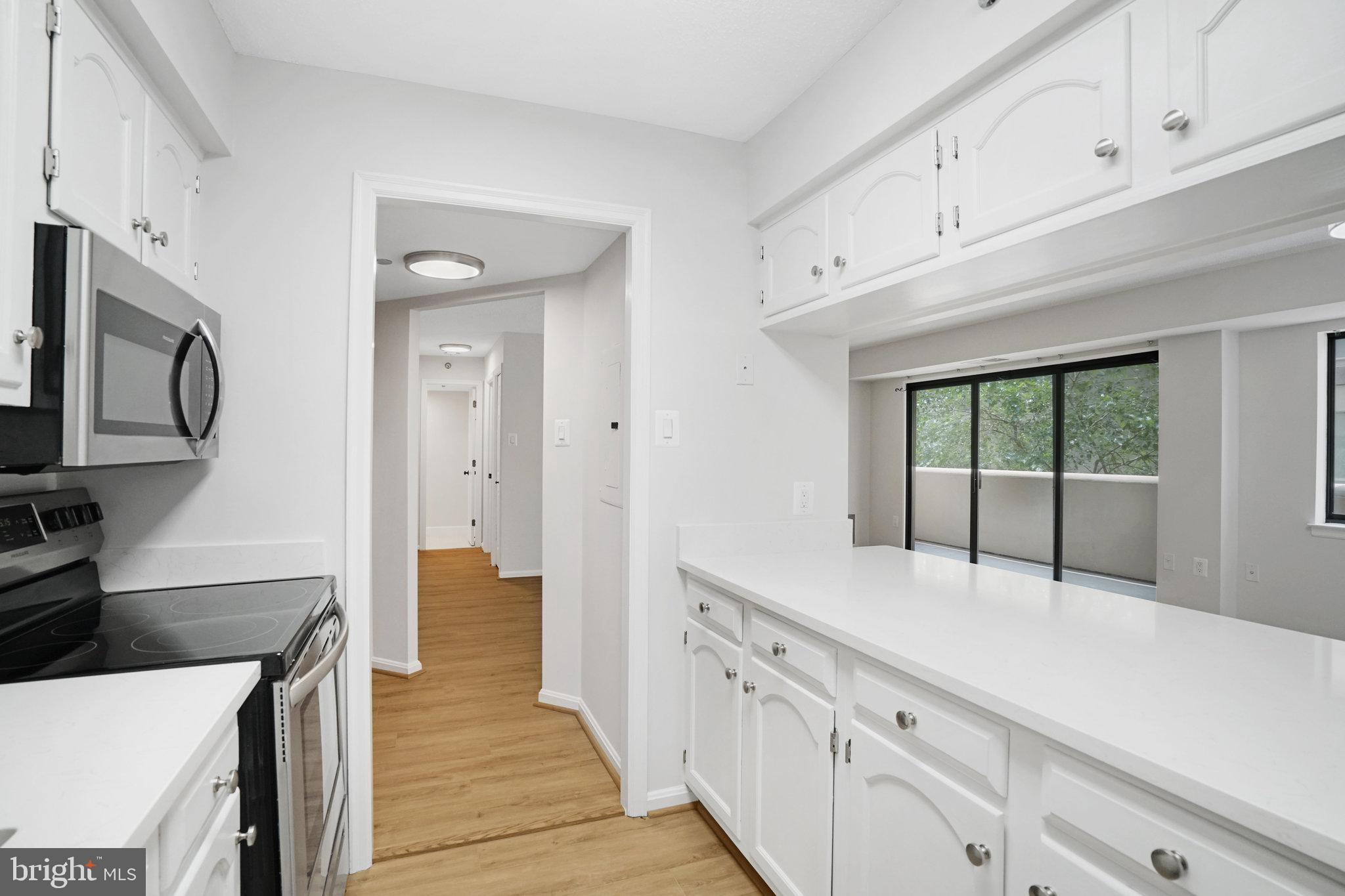 1301 North Courthouse Road, Unit 611 Arlington, VA 22201 - Photo 10 of 32
