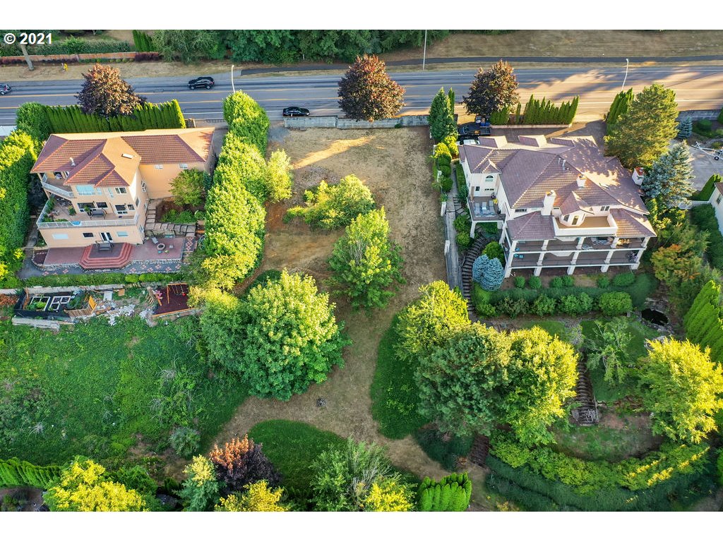 2111 Northwest Lake Road Camas, WA 98607 - Photo 3 of 12 Gallery Image 3