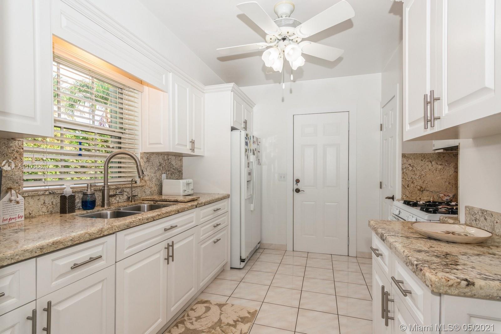 720 Southwest 27th Road Miami, FL 33129 - Photo 8 of 24