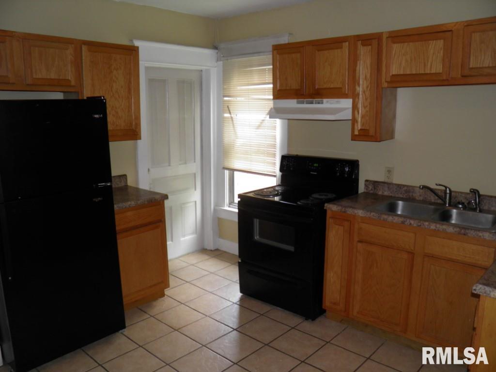 250 44th Street Moline, IL 61265 - Photo 7 of 18