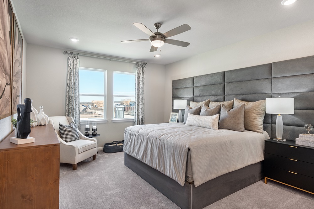 5905 Beverly Pr Road Del Valle, TX 78617 - Photo 14 of 18 a bedroom with bed and window