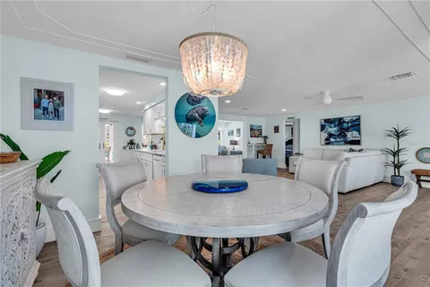 $899,900 | 7817 Alhambra Drive, Bradenton, FL 34209