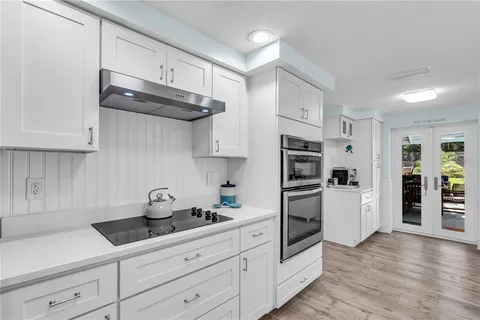 $899,900 | 7817 Alhambra Drive, Bradenton, FL 34209