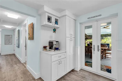 $899,900 | 7817 Alhambra Drive, Bradenton, FL 34209