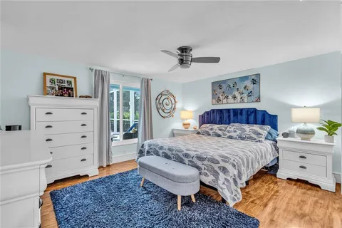 $899,900 | 7817 Alhambra Drive, Bradenton, FL 34209