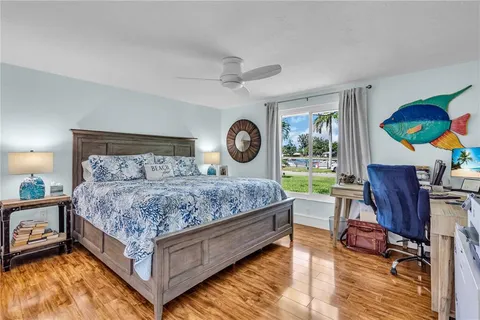 $899,900 | 7817 Alhambra Drive, Bradenton, FL 34209