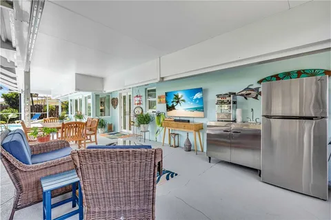 $899,900 | 7817 Alhambra Drive, Bradenton, FL 34209