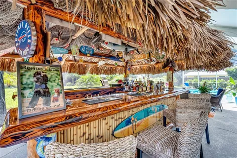 $899,900 | 7817 Alhambra Drive, Bradenton, FL 34209