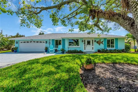 $899,900 | 7817 Alhambra Drive, Bradenton, FL 34209