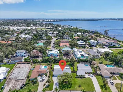 $899,900 | 7817 Alhambra Drive, Bradenton, FL 34209
