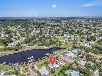 $899,900 | 7817 Alhambra Drive, Bradenton, FL 34209