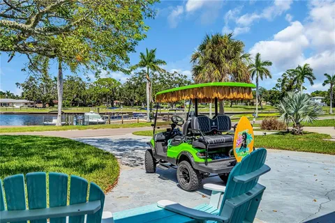 $950,000 | 7817 Alhambra Drive, Bradenton, FL 34209