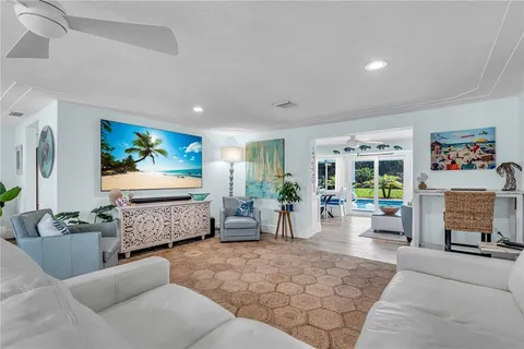 $899,900 | 7817 Alhambra Drive, Bradenton, FL 34209