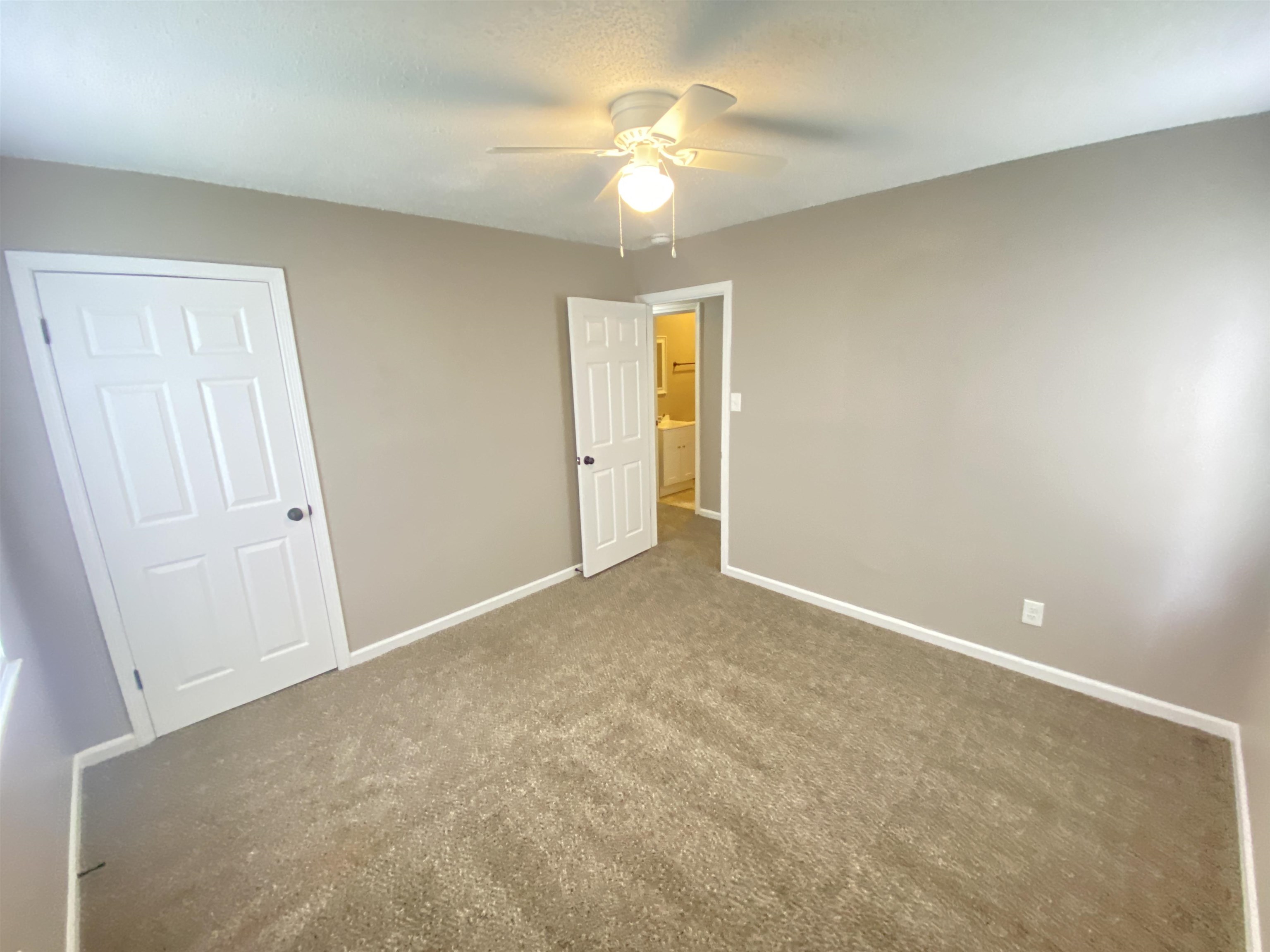 2581 Callie Road Memphis, TN 38127 - Photo 2 of 13 a view of an empty room and a window