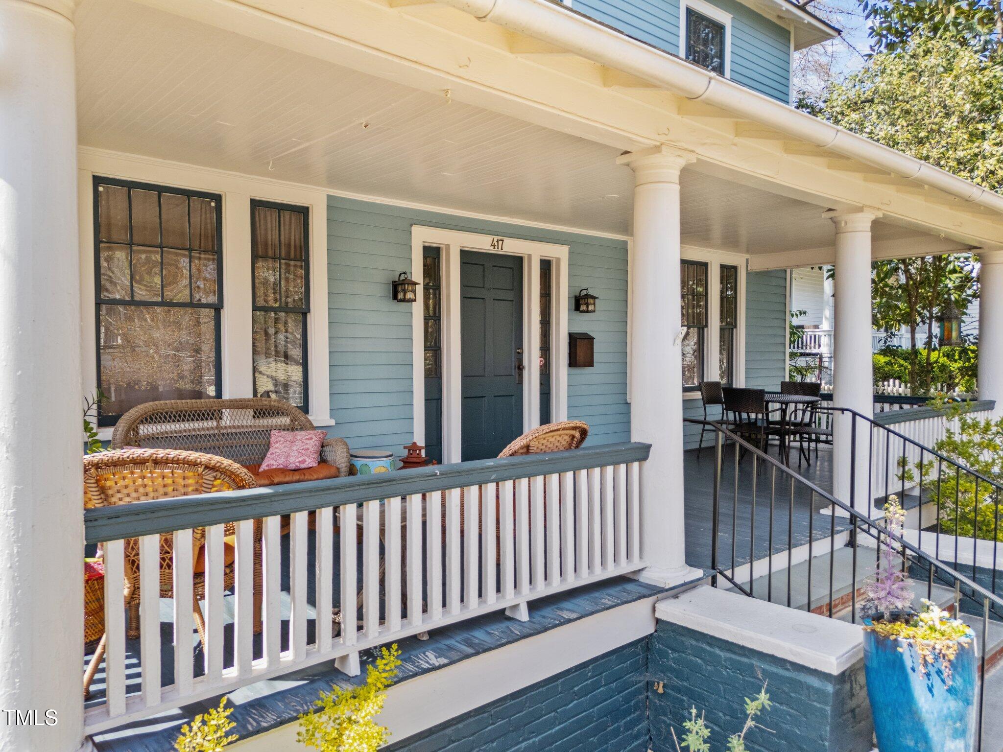 417 Elm Street Raleigh, NC 27604 - Photo 6 of 54 50-web-or-mls-DJI_20250319141627_0726_D