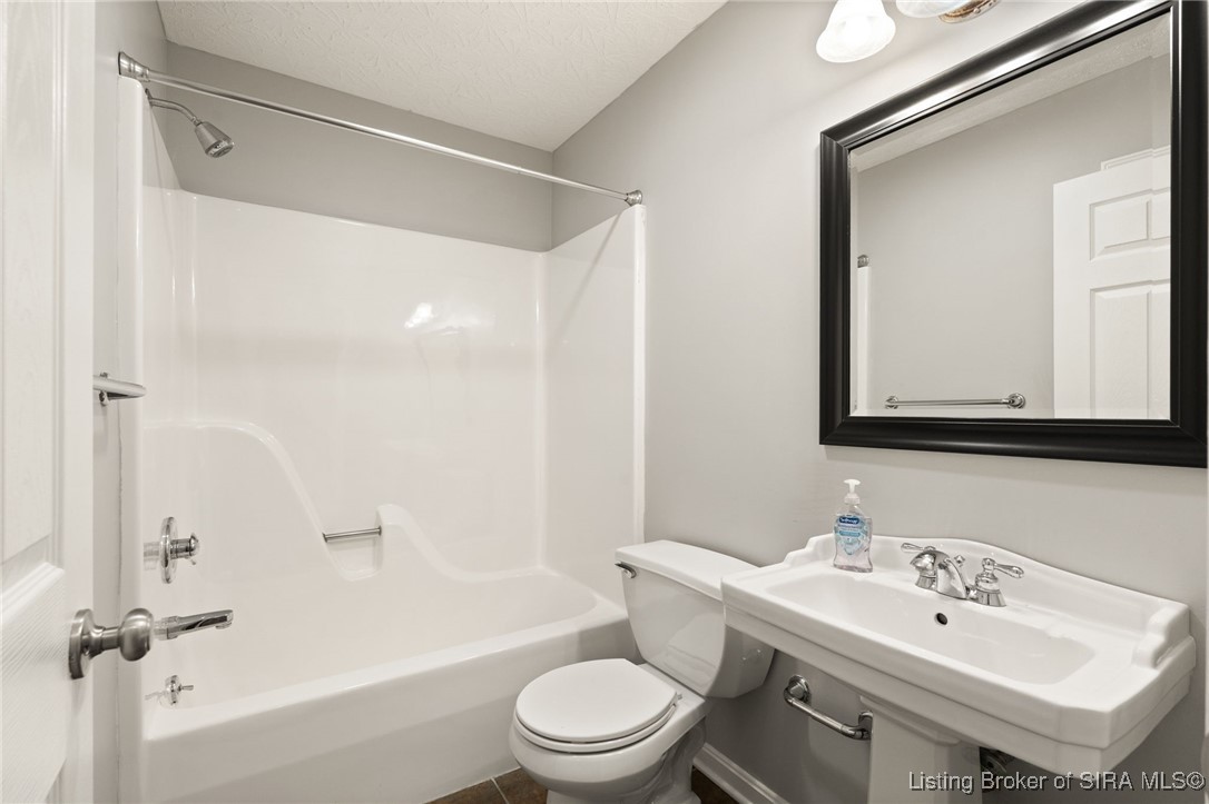 2267 Leonard Road Northwest Corydon, IN 47112 - Photo 29 of 36