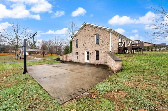 $369,900 | 2267 Leonard Road Northwest, Corydon, IN 47112