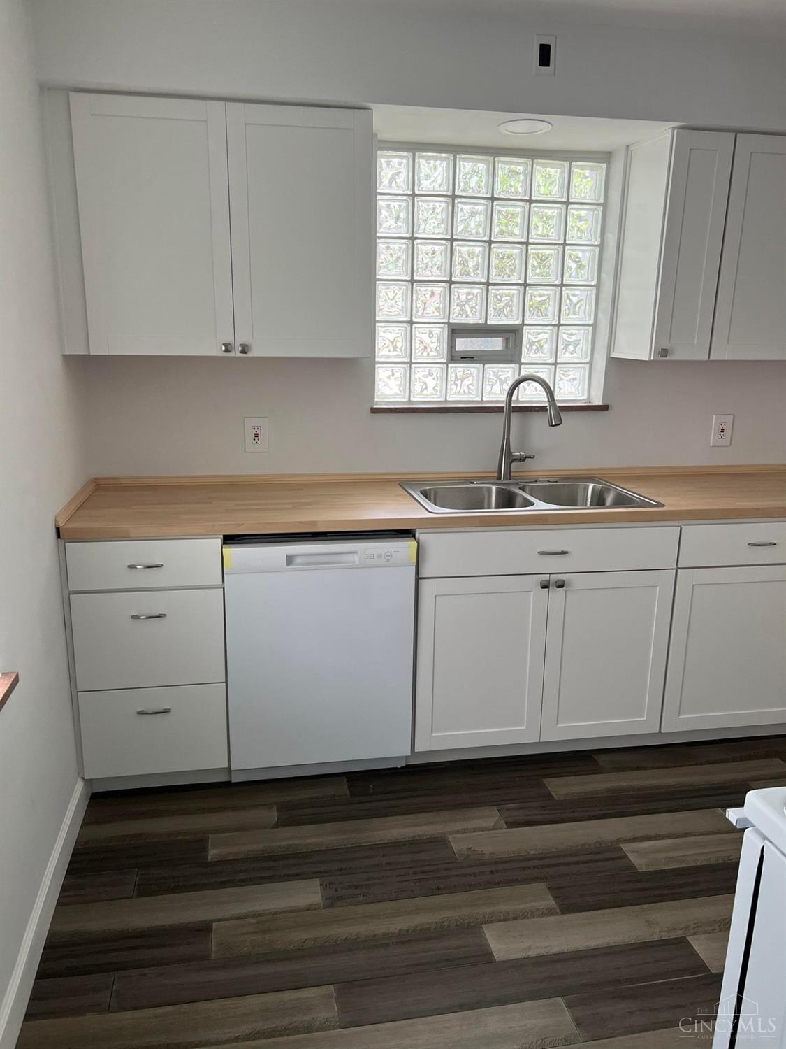 3522 Werk Road Cincinnati, OH 45248 - Photo 6 of 21