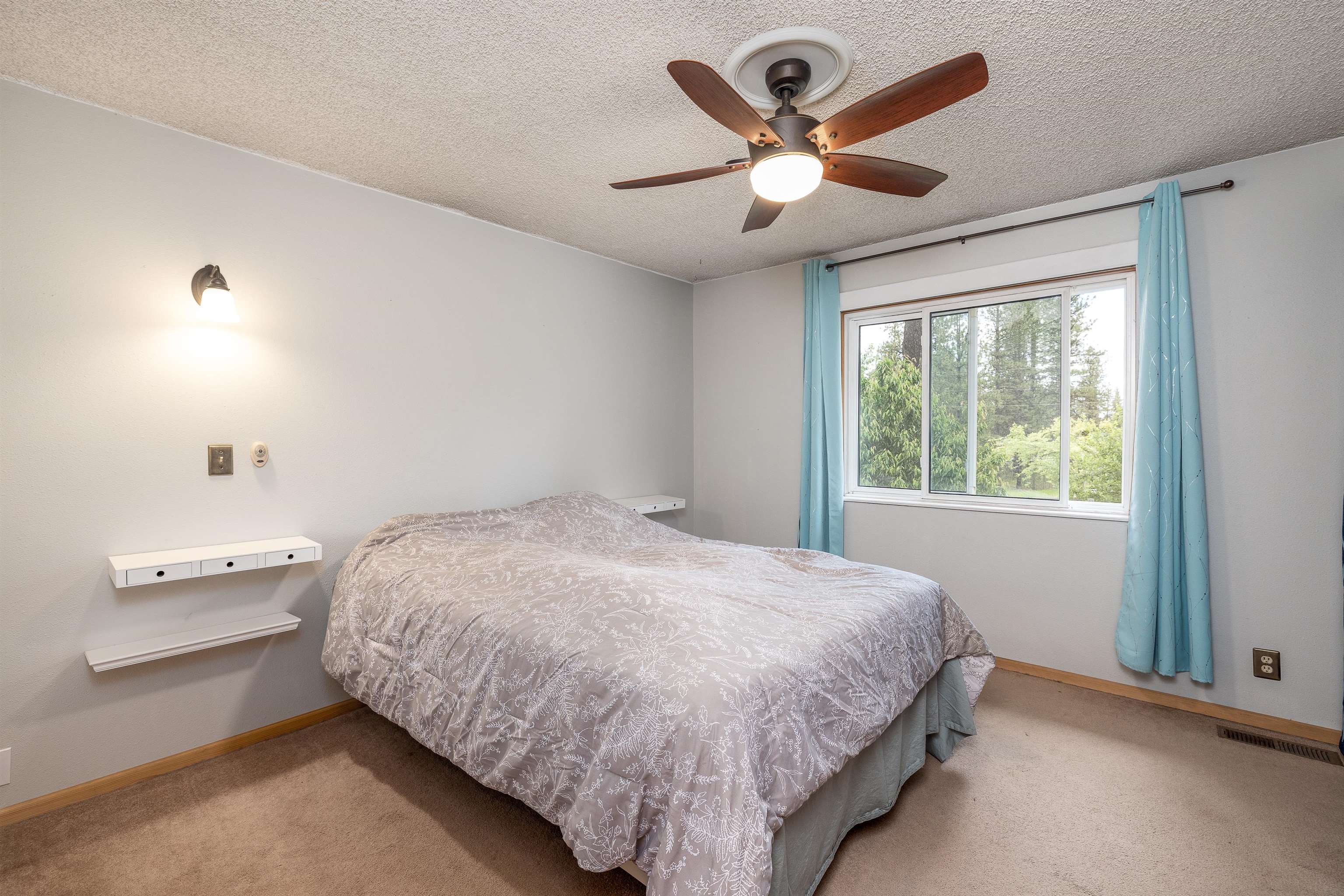 4411 West Pinto Road Cheney, WA 99004 - Photo 10 of 27