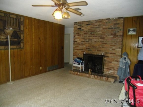 901 Valencia Road South Daytona, FL 32119 - Photo 3 of 10 Additional Photo
