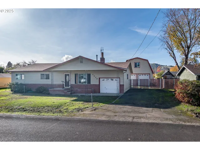 $350,000 | 4072 Hanna Street, Roseburg, OR 97471