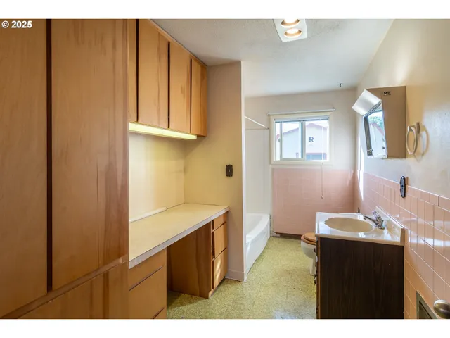 $350,000 | 4072 Hanna Street, Roseburg, OR 97471