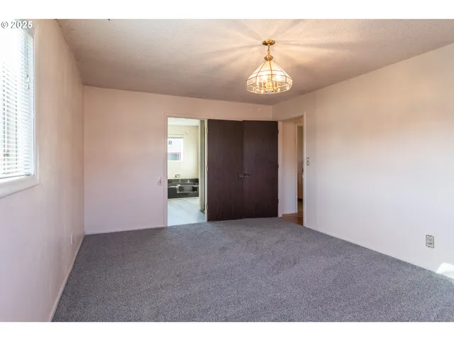 $350,000 | 4072 Hanna Street, Roseburg, OR 97471